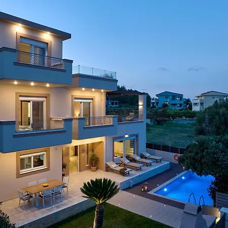 Villa Chrissiida *